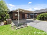 https://images.listonce.com.au/custom/160x/listings/17-plumer-street-croydon-vic-3136/046/01526046_img_17.jpg?VipPq2yXUIQ