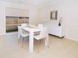https://images.listonce.com.au/custom/160x/listings/17-point-close-torquay-vic-3228/899/01699899_img_04.jpg?9Kd3kF68-FU