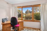 https://images.listonce.com.au/custom/160x/listings/17-polsue-street-maldon-vic-3463/177/01591177_img_08.jpg?R-2cJORVeU0