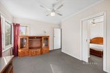 https://images.listonce.com.au/custom/160x/listings/17-polsue-street-maldon-vic-3463/177/01591177_img_12.jpg?fpHIhIeQT28