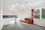 https://images.listonce.com.au/custom/160x/listings/17-polsue-street-maldon-vic-3463/177/01591177_img_13.jpg?bpcvOCYMM-Y