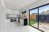 https://images.listonce.com.au/custom/160x/listings/17-poplar-crescent-bellfield-vic-3081/562/01648562_img_02.jpg?ZUXKgj_4pps