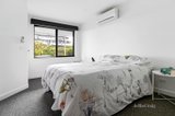 https://images.listonce.com.au/custom/160x/listings/17-powlett-street-heidelberg-vic-3084/289/01369289_img_07.jpg?yVv4xMoYsAQ