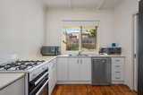 https://images.listonce.com.au/custom/160x/listings/17-queen-road-lilydale-vic-3140/192/01520192_img_03.jpg?0P_eeuVGA4s