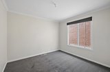 https://images.listonce.com.au/custom/160x/listings/17-queen-road-lilydale-vic-3140/242/01718242_img_03.jpg?M0MnKEDslCU
