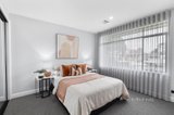 https://images.listonce.com.au/custom/160x/listings/17-rae-street-bentleigh-east-vic-3165/646/01512646_img_10.jpg?HnnoVRro7eg