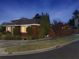 https://images.listonce.com.au/custom/160x/listings/17-rebecca-crescent-altona-meadows-vic-3028/300/01202300_img_11.jpg?gLOlLhjWprU