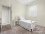 https://images.listonce.com.au/custom/160x/listings/17-riddell-parade-elsternwick-vic-3185/855/01087855_img_10.jpg?qTxelaR6NbI