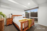 https://images.listonce.com.au/custom/160x/listings/17-ridley-street-blairgowrie-vic-3942/573/01934573_img_10.jpg?UsMG4lQkUdw