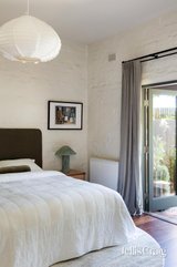 https://images.listonce.com.au/custom/160x/listings/17-rotherwood-street-richmond-vic-3121/789/01853789_img_20.jpg?ObbDUdc4u24
