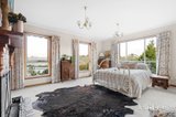 https://images.listonce.com.au/custom/160x/listings/17-rowan-court-belmont-vic-3216/879/01908879_img_10.jpg?BGAy77AK1Xw
