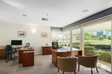 https://images.listonce.com.au/custom/160x/listings/17-saint-john-circle-chirnside-park-vic-3116/068/01878068_img_11.jpg?iIT7Ydokt5E