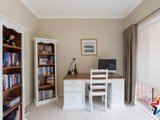 https://images.listonce.com.au/custom/160x/listings/17-shadi-rise-yarra-glen-vic-3775/533/01529533_img_05.jpg?zpq3Opadwq8