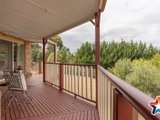 https://images.listonce.com.au/custom/160x/listings/17-shadi-rise-yarra-glen-vic-3775/533/01529533_img_18.jpg?9mL6jJG8L70