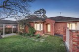 https://images.listonce.com.au/custom/160x/listings/17-shawlands-avenue-blackburn-south-vic-3130/326/01561326_img_01.jpg?2fAys92D4ik