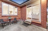 https://images.listonce.com.au/custom/160x/listings/17-shawlands-avenue-blackburn-south-vic-3130/326/01561326_img_10.jpg?LGYj8EAfT9w