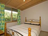 https://images.listonce.com.au/custom/160x/listings/17-sheringa-crescent-grovedale-vic-3216/849/01699849_img_06.jpg?2grPhIGXxZE