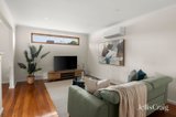 https://images.listonce.com.au/custom/160x/listings/17-sherlowe-crescent-viewbank-vic-3084/756/01949756_img_05.jpg?rD_uub3qS8Q