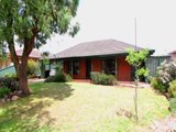 https://images.listonce.com.au/custom/160x/listings/17-sidbury-avenue-wendouree-vic-3355/913/01575913_img_01.jpg?Shb159T9Pps