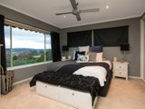 https://images.listonce.com.au/custom/160x/listings/17-st-andrews-drive-chirnside-park-vic-3116/551/01524551_img_05.jpg?Uh5gY-TwBKY