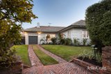 https://images.listonce.com.au/custom/160x/listings/17-stewart-street-brighton-vic-3186/998/01933998_img_01.jpg?zc8VdTmbS2U