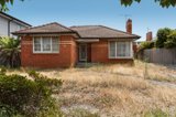 https://images.listonce.com.au/custom/160x/listings/17-strathearn-avenue-murrumbeena-vic-3163/073/01634073_img_04.jpg?tsLuc4ZxwYc