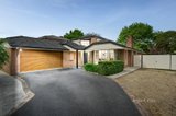 https://images.listonce.com.au/custom/160x/listings/17-summerhill-park-drive-mooroolbark-vic-3138/212/01583212_img_01.jpg?pWcb3qQh-gU