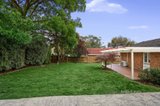 https://images.listonce.com.au/custom/160x/listings/17-summerhill-park-drive-mooroolbark-vic-3138/212/01583212_img_11.jpg?AYosPfs1YYo