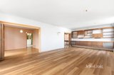 https://images.listonce.com.au/custom/160x/listings/17-tara-ave-kew-vic-3101/754/01751754_img_03.jpg?dA7GIvJ2ShY