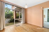 https://images.listonce.com.au/custom/160x/listings/17-tara-ave-kew-vic-3101/754/01751754_img_04.jpg?LIJkMsGDMJM
