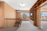 https://images.listonce.com.au/custom/160x/listings/17-tara-ave-kew-vic-3101/754/01751754_img_07.jpg?N1FpsVNRF2E