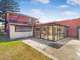 https://images.listonce.com.au/custom/160x/listings/17-the-bend-port-melbourne-vic-3207/427/01830427_img_01.jpg?HN5HCTwpBa4