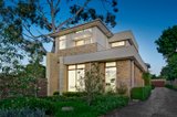 https://images.listonce.com.au/custom/160x/listings/17-tinto-court-mount-waverley-vic-3149/483/00339483_img_01.jpg?fUp3GAlHfpw