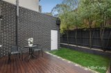 https://images.listonce.com.au/custom/160x/listings/17-tolstoy-court-doncaster-east-vic-3109/326/01741326_img_12.jpg?gQjm4toGKFk