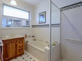 https://images.listonce.com.au/custom/160x/listings/17-travers-crescent-burwood-east-vic-3151/806/01743806_img_03.jpg?GNafOulbR7Y