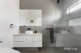 https://images.listonce.com.au/custom/160x/listings/17-uonga-road-bentleigh-vic-3204/914/01818914_img_10.jpg?5XUNAUPQomc