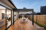 https://images.listonce.com.au/custom/160x/listings/17-view-street-croydon-vic-3136/737/01969737_img_13.jpg?qaLhA_E3Syo