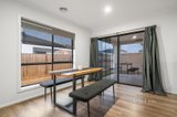 https://images.listonce.com.au/custom/160x/listings/17-waratah-street-beveridge-vic-3753/371/01719371_img_08.jpg?v4Du4M1KFpU
