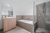 https://images.listonce.com.au/custom/160x/listings/17-waratah-street-beveridge-vic-3753/371/01719371_img_12.jpg?0U3EGEIFf2k