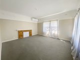https://images.listonce.com.au/custom/160x/listings/17-weeroona-avenue-hamlyn-heights-vic-3215/605/01727605_img_03.jpg?15K5dEbL_Tc