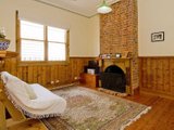 https://images.listonce.com.au/custom/160x/listings/17-weller-street-geelong-west-vic-3218/932/01698932_img_05.jpg?NSKUhWJf-9k