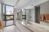 https://images.listonce.com.au/custom/160x/listings/17-whitelaw-court-eaglemont-vic-3084/566/01752566_img_13.jpg?vF7J10dO8bk