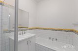 https://images.listonce.com.au/custom/160x/listings/17-wilkins-street-newport-vic-3015/445/01981445_img_06.jpg?CxCqA9YrjOA