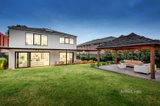 https://images.listonce.com.au/custom/160x/listings/17-wills-avenue-mount-waverley-vic-3149/507/01574507_img_12.jpg?qTS5oB5hafI