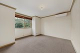 https://images.listonce.com.au/custom/160x/listings/17-wilson-street-surrey-hills-vic-3127/133/01902133_img_09.jpg?9O2L6FV0zBU