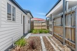 https://images.listonce.com.au/custom/160x/listings/17-wimmera-avenue-reservoir-vic-3073/412/01333412_img_11.jpg?bhDxUqPFD04