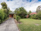 https://images.listonce.com.au/custom/160x/listings/17-winifred-road-mooroolbark-vic-3138/062/01524062_img_15.jpg?GSvKSxtJHi8