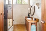 https://images.listonce.com.au/custom/160x/listings/17-yarra-braes-road-eltham-vic-3095/135/01704135_img_15.jpg?ieP8td5-VPo