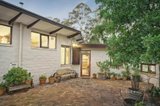 https://images.listonce.com.au/custom/160x/listings/17-yarra-braes-road-eltham-vic-3095/135/01704135_img_19.jpg?uk54wxAPs0Y