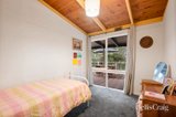 https://images.listonce.com.au/custom/160x/listings/17-york-street-warburton-vic-3799/330/01982330_img_10.jpg?EEaAz0icCKg